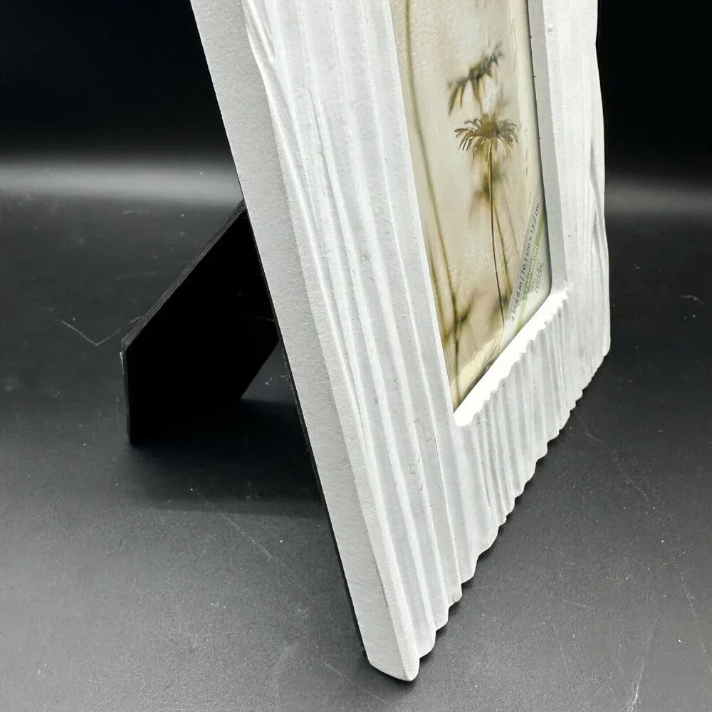 Rustic Textured White Picture Frame 4x6 Farmhouse Wood Grain Tabletop Decor